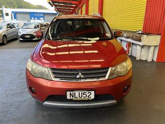 2007 Mitsubishi Outlander - Thumbnail