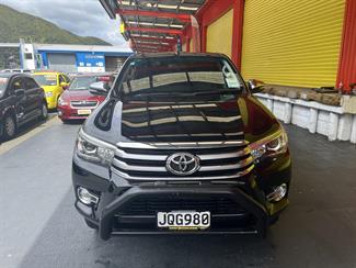 2016 Toyota Hilux - Thumbnail