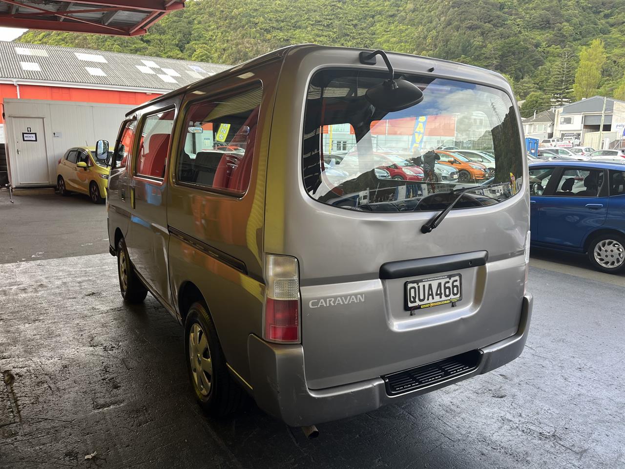 2011 Nissan Caravan