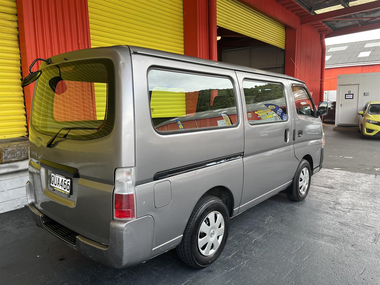 2011 Nissan Caravan