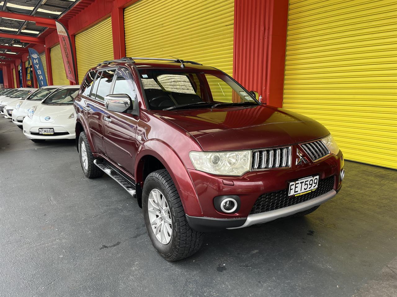 2009 Mitsubishi challenger