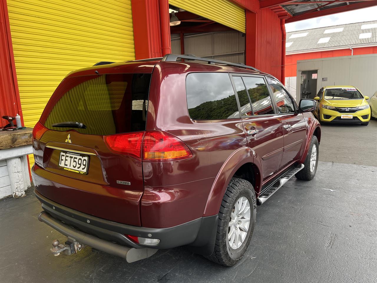 2009 Mitsubishi challenger