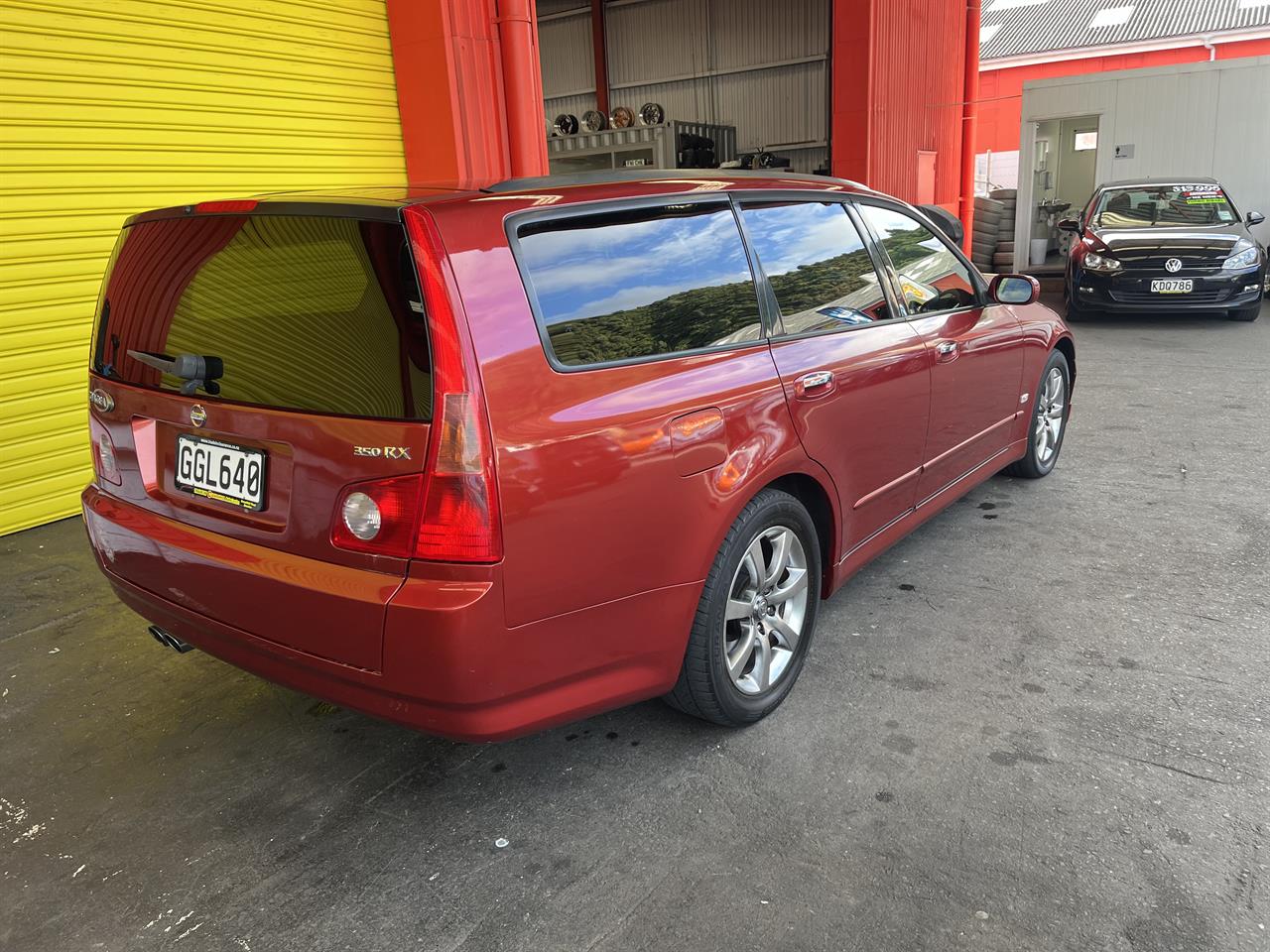 2005 Nissan Stagea