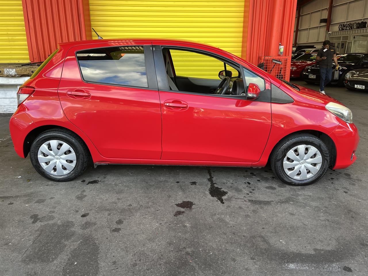 2012 Toyota Vitz