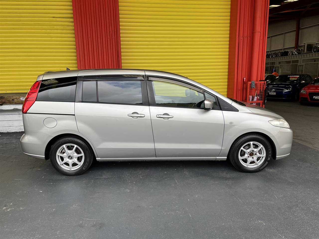 2005 Mazda Premacy