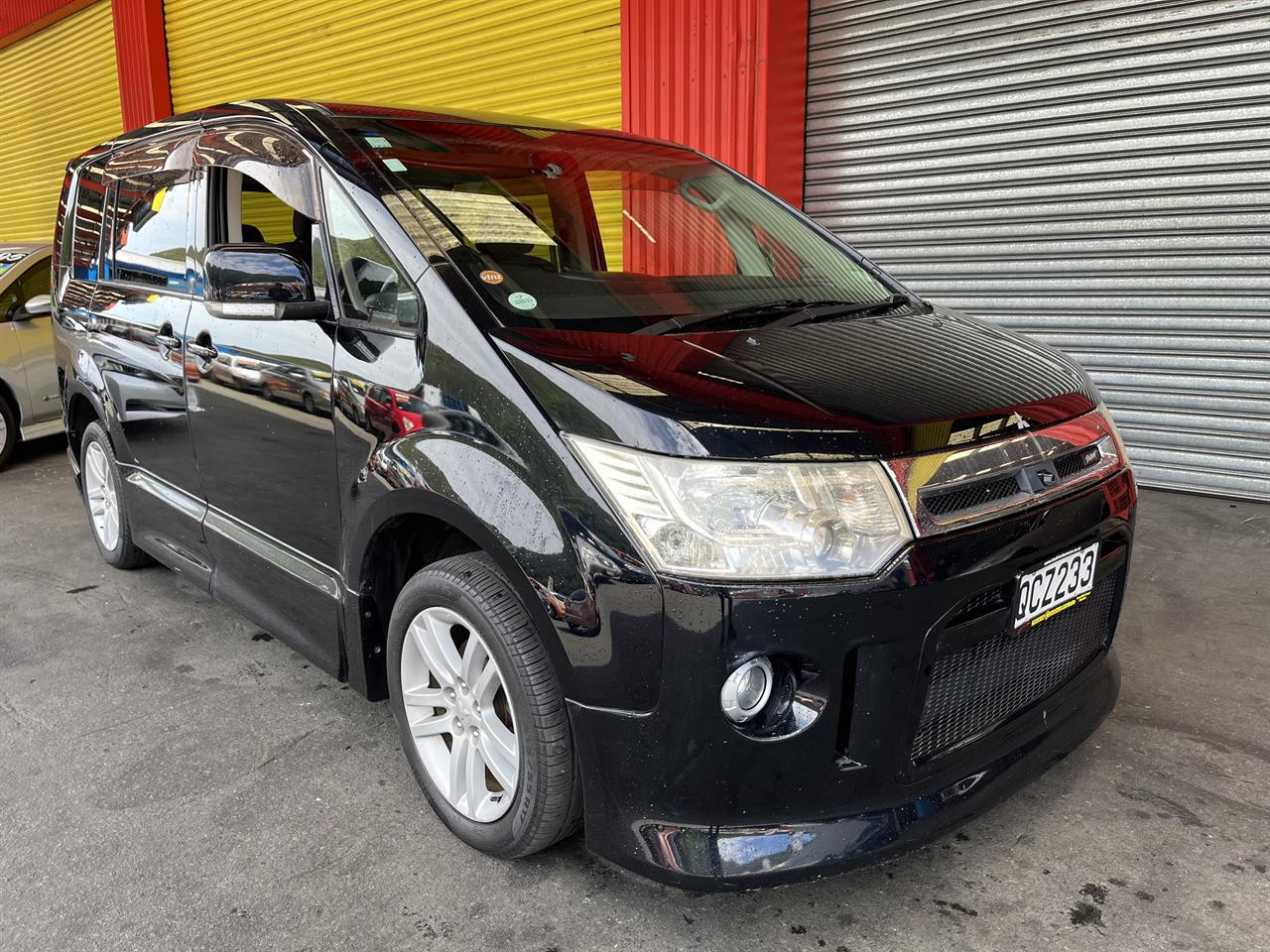 2007 Mitsubishi Delica