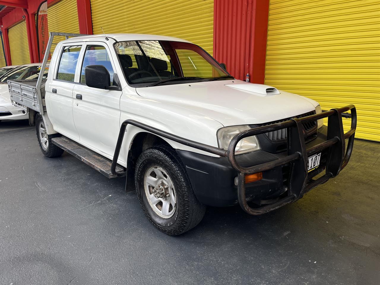 2005 Mitsubishi Triton