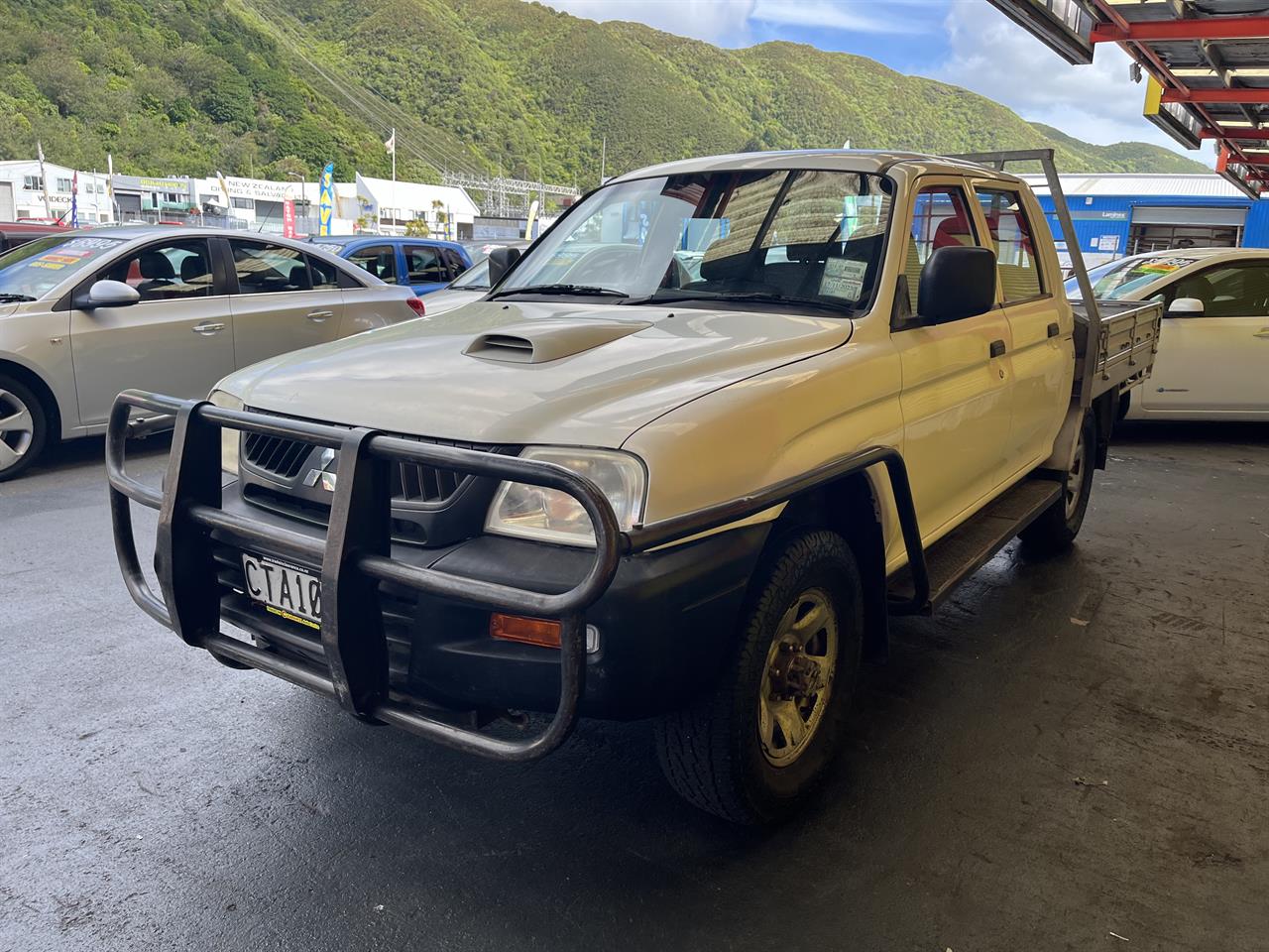 2005 Mitsubishi Triton