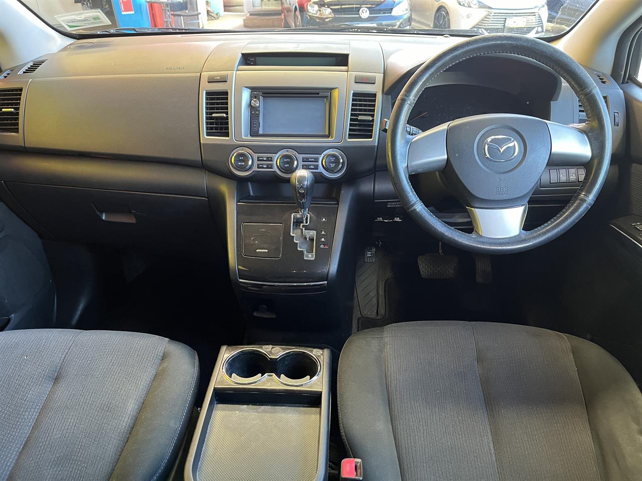 2009 Mazda MPV