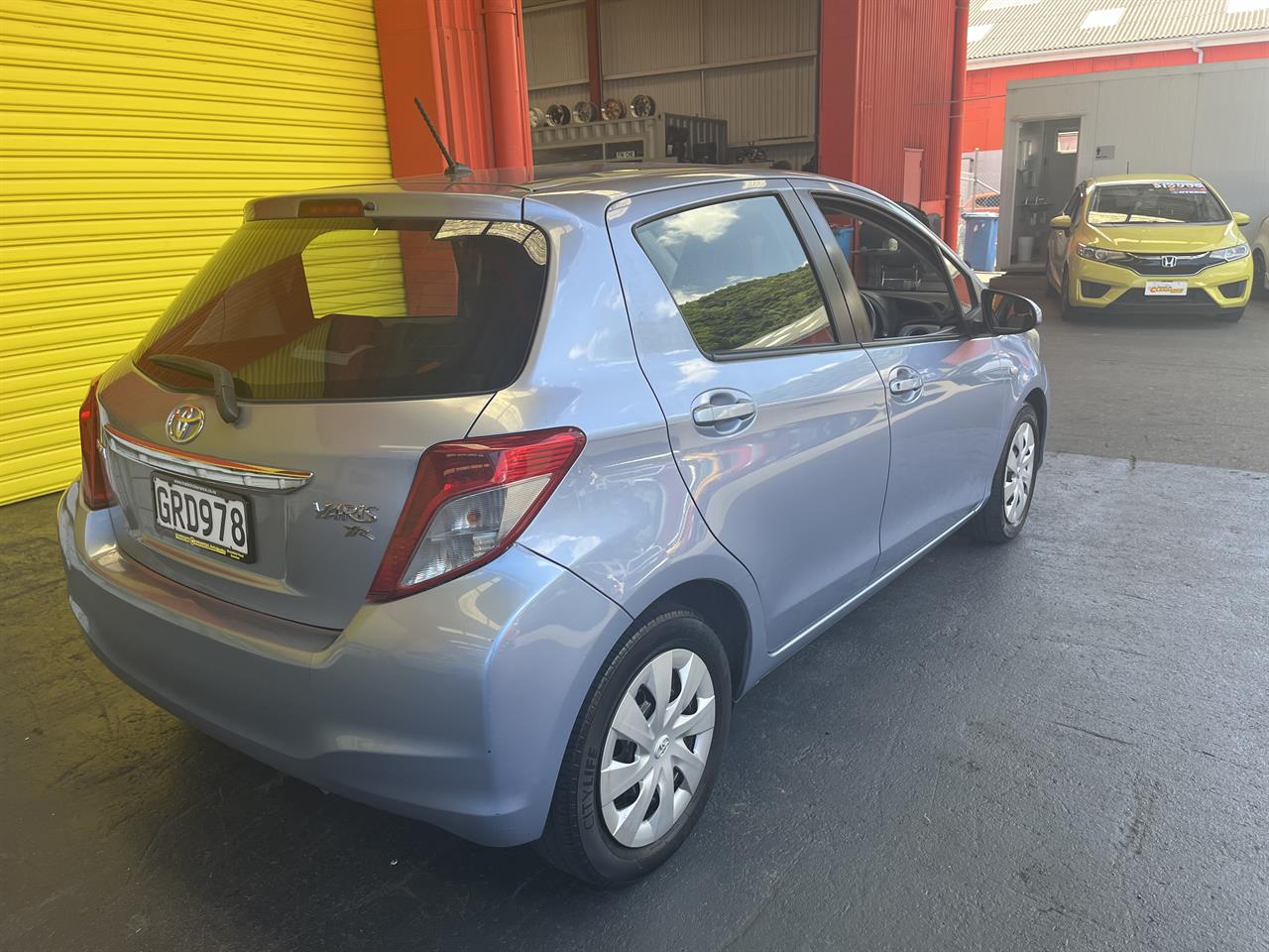 2013 Toyota YARIS